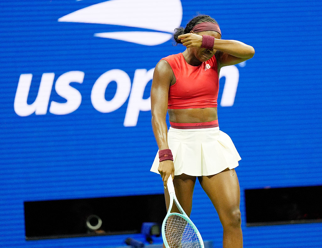 image Swiatek survives scare as Sinner and Osaka cruise at US Open