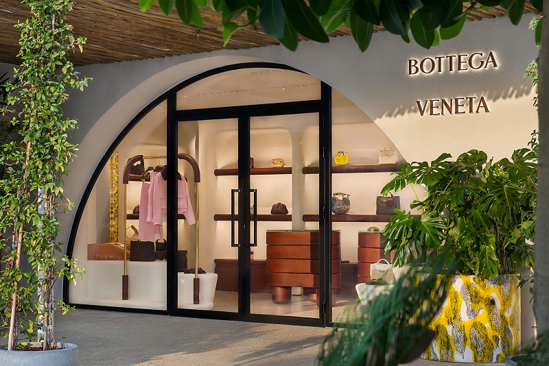 cover Parklane resort, The Retail Village welcome Bottega Veneta fashion house