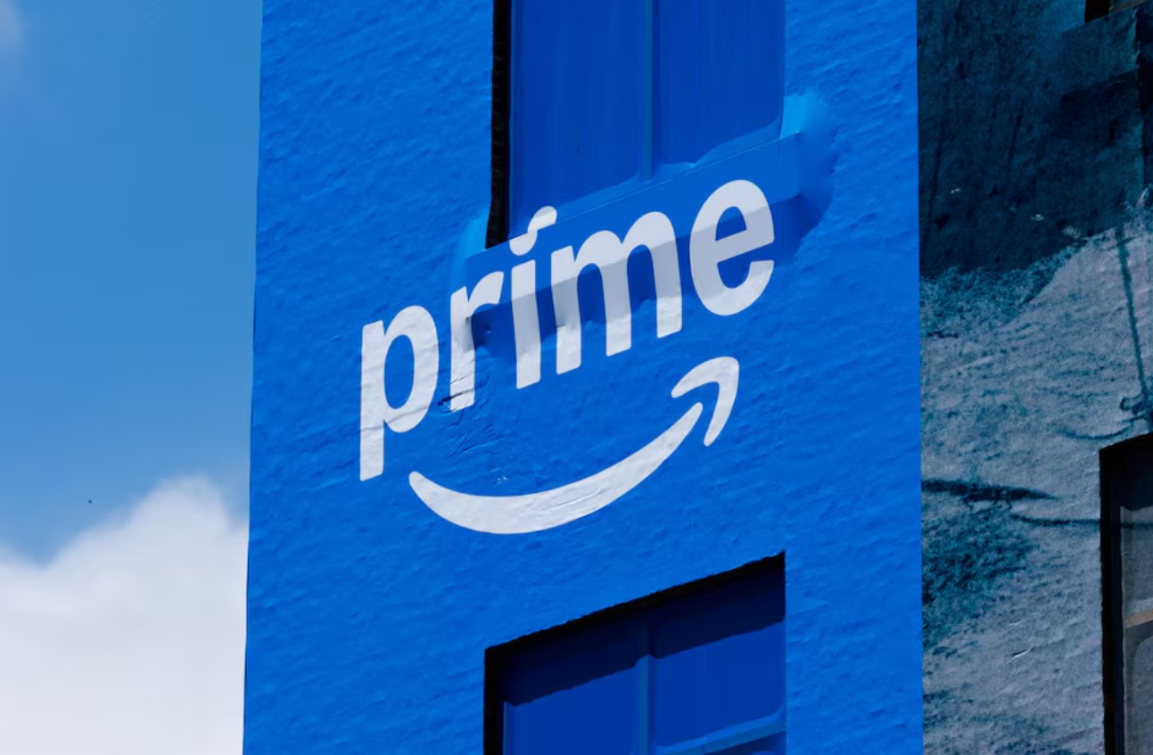 cover Amazon expands same-day delivery to perishable groceries for Prime