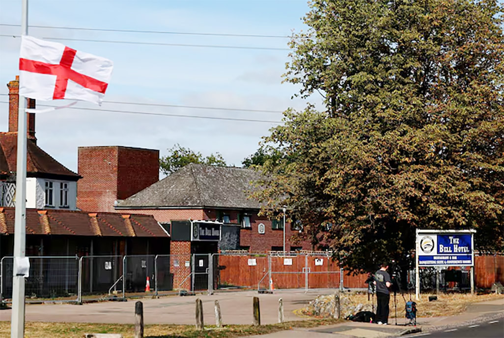 image UK wins bid to overturn injunction to remove asylum seekers from hotel