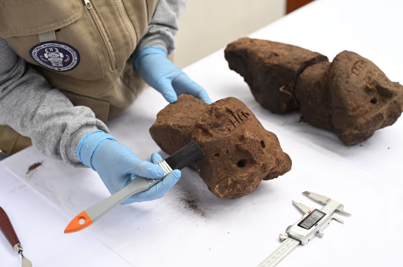 cover Rare ceremonial heads discovered in Peru shed light on &#8216;Warriors of the Clouds&#8217;