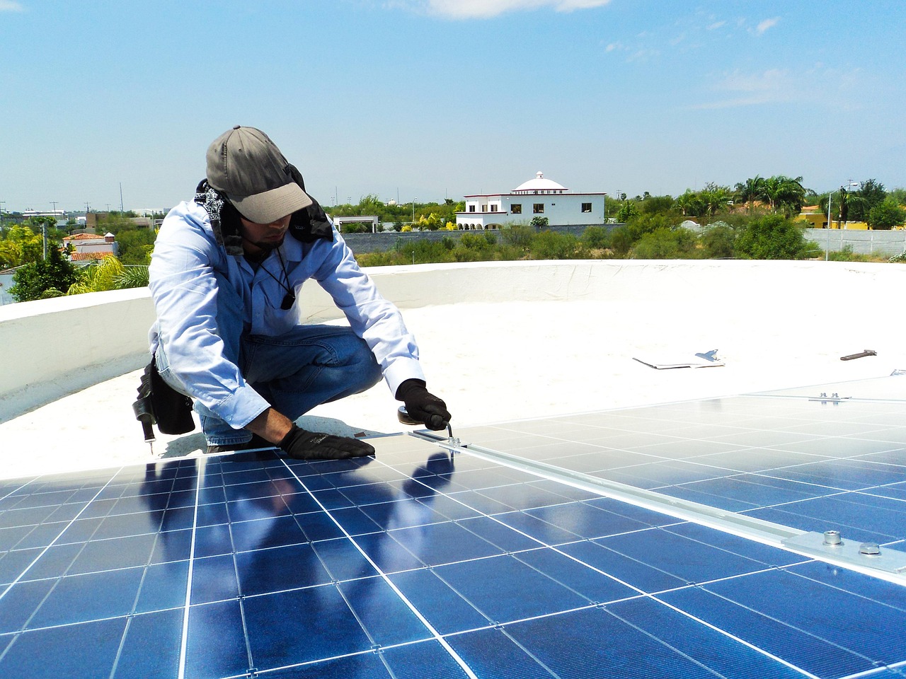 cover Why are rooftop PVs being curtailed even in August?