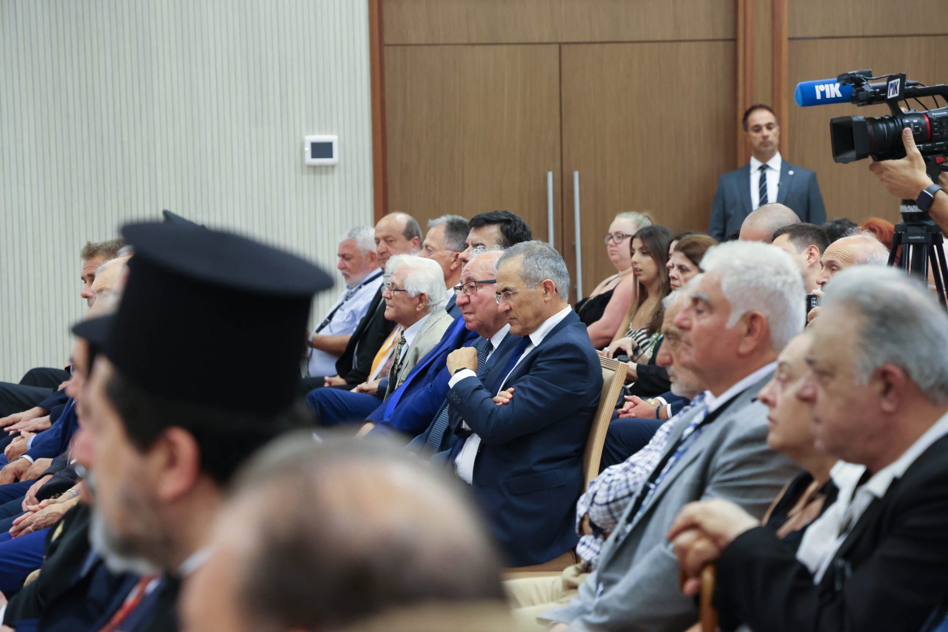 image Calls for new peace talks as overseas Cypriots meet in Nicosia