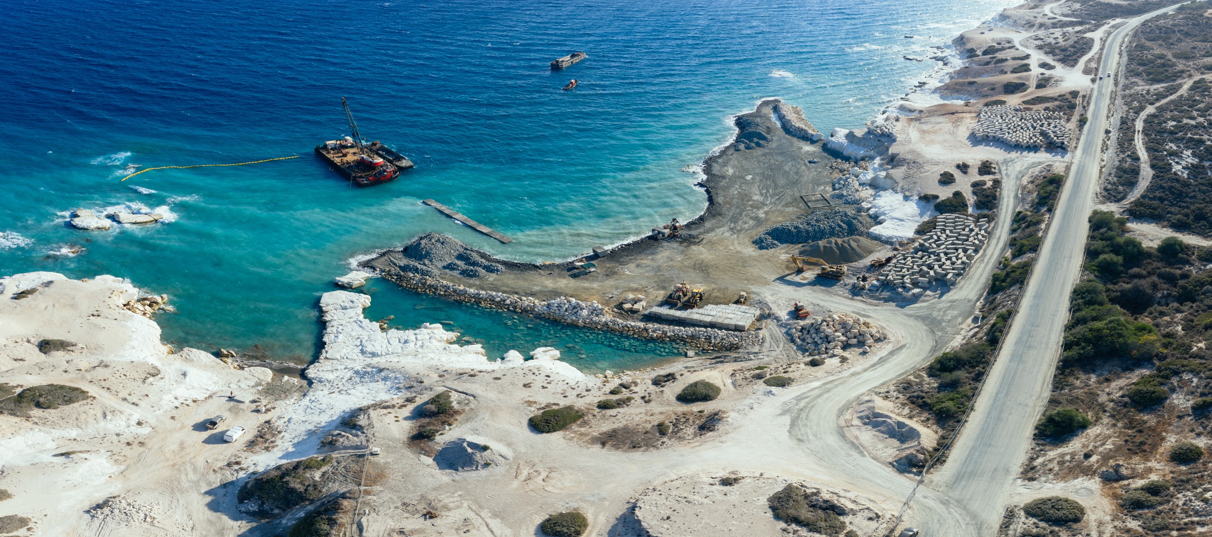 cover Pentakomo construction ‘is not mammoth port’