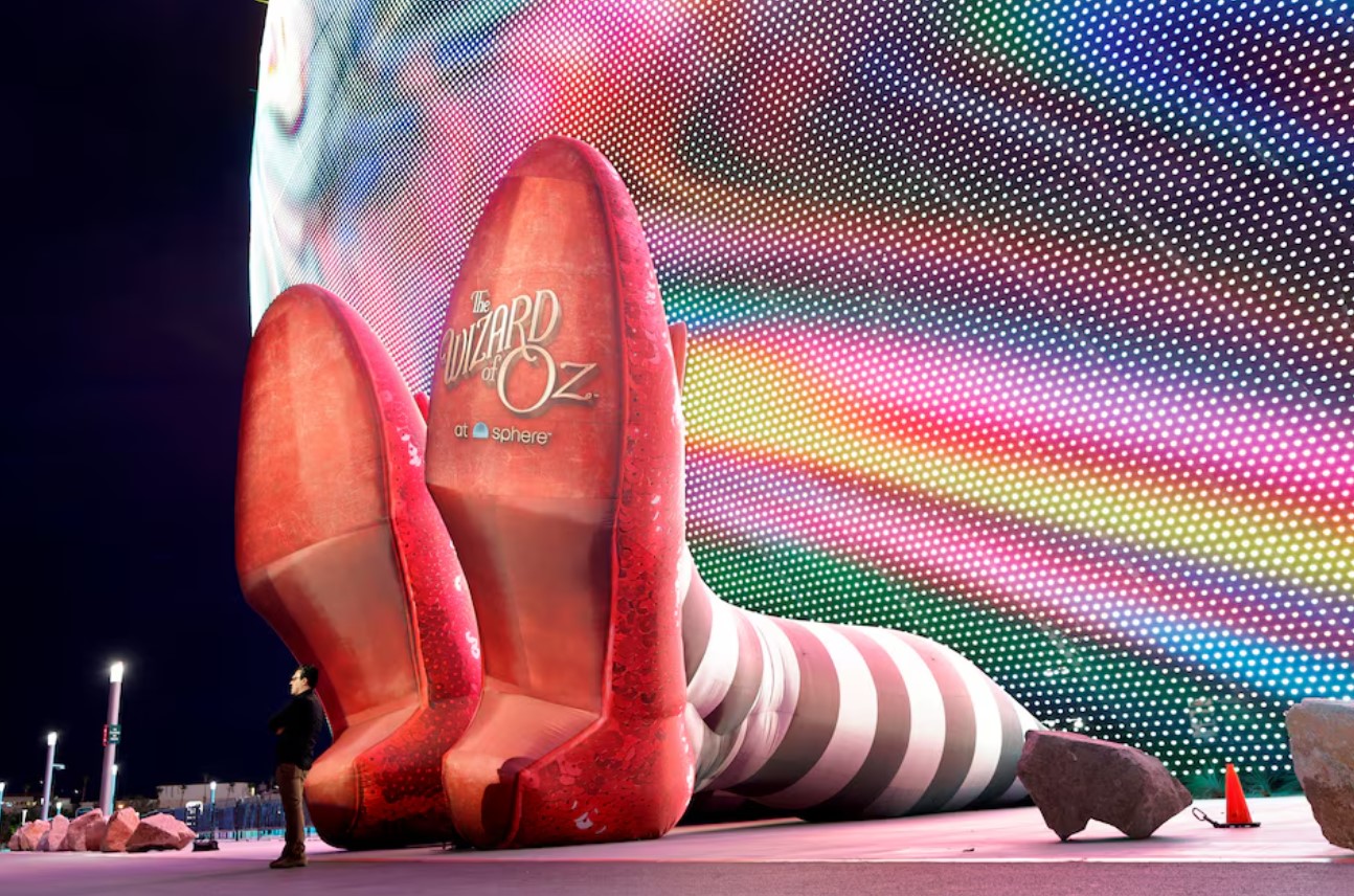 cover Hollywood bets on AI and tech to reimagine Wizard of Oz experience