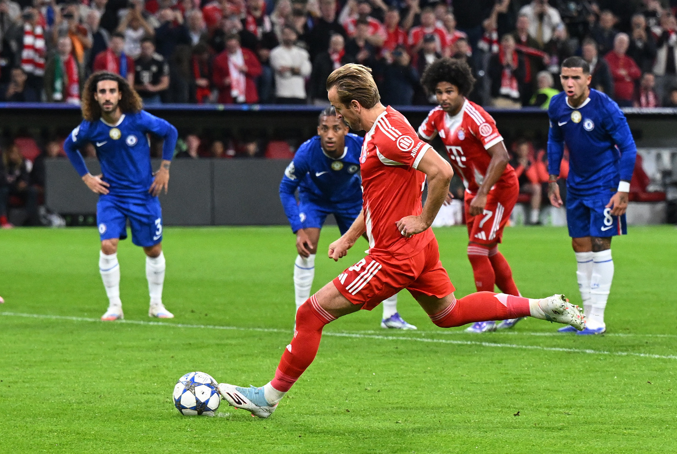 image Holders PSG dazzle, Liverpool escape, while Kane strikes twice against Chelsea in UCL openers