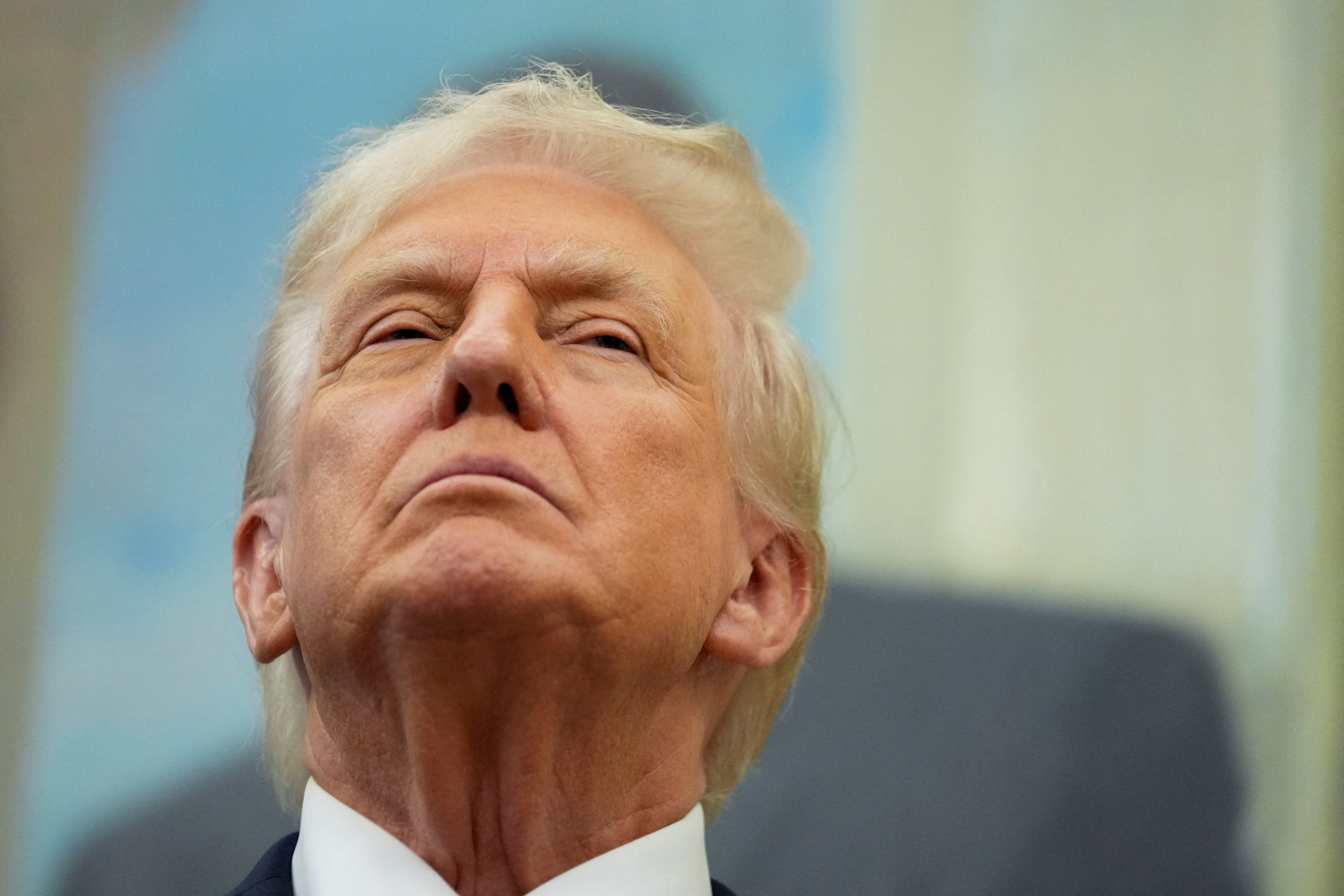 image White House lays off thousands of US government workers, blaming shutdown