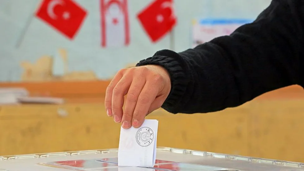 image Number of registered voters in north ticks past 217,000