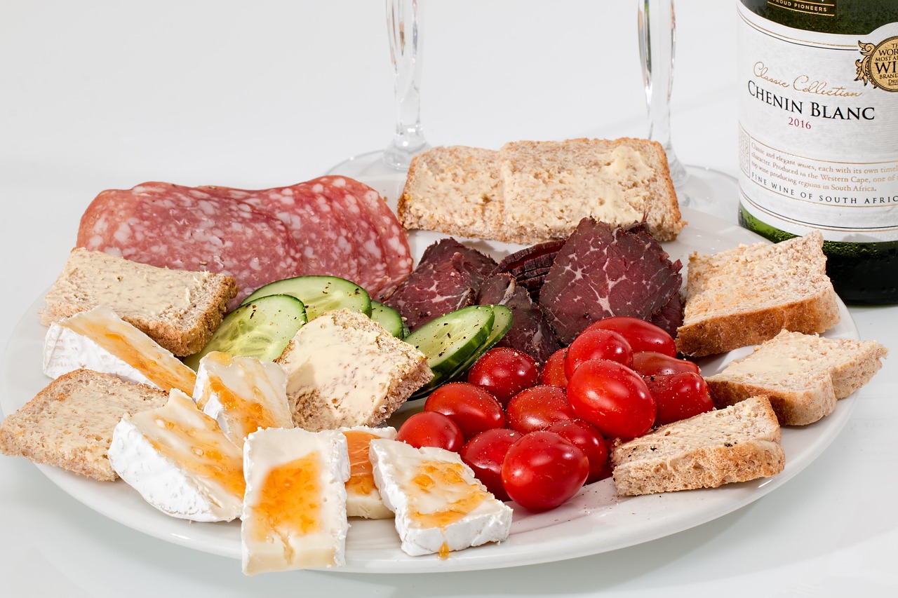 cover Swedish government to halve VAT on food to help boost households
