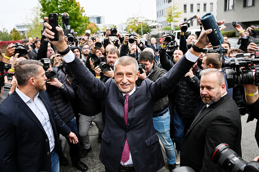 image Populist billionaire Babis on track to win Czech election