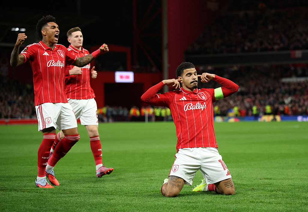 cover Forest&#8217;s winless streak ends as two penalties down Porto
