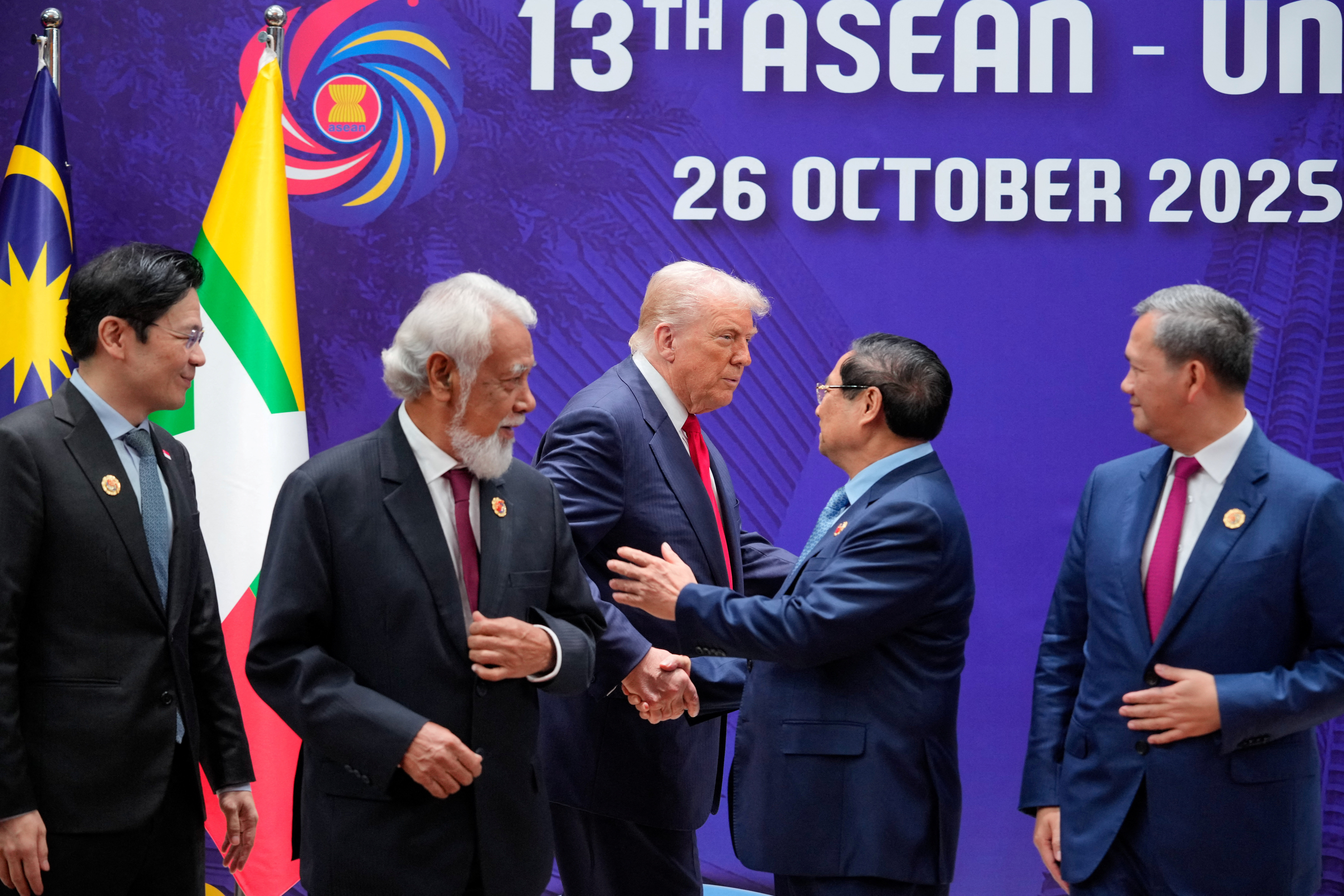 cover Trump headlines ASEAN summit, Thailand-Cambodia sign ceasefire deal