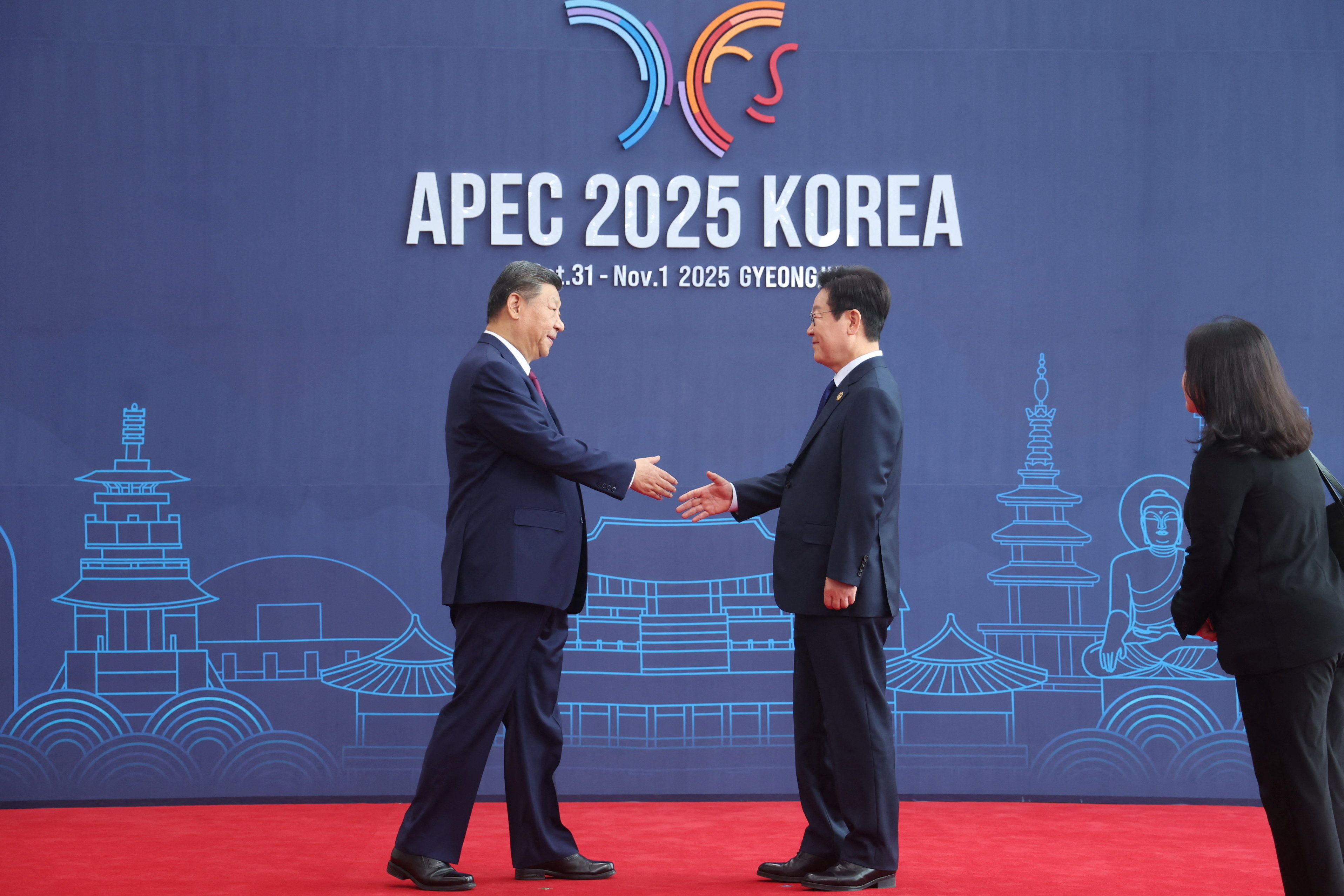 cover China’s Xi holds court at APEC summit after Trump trade truce