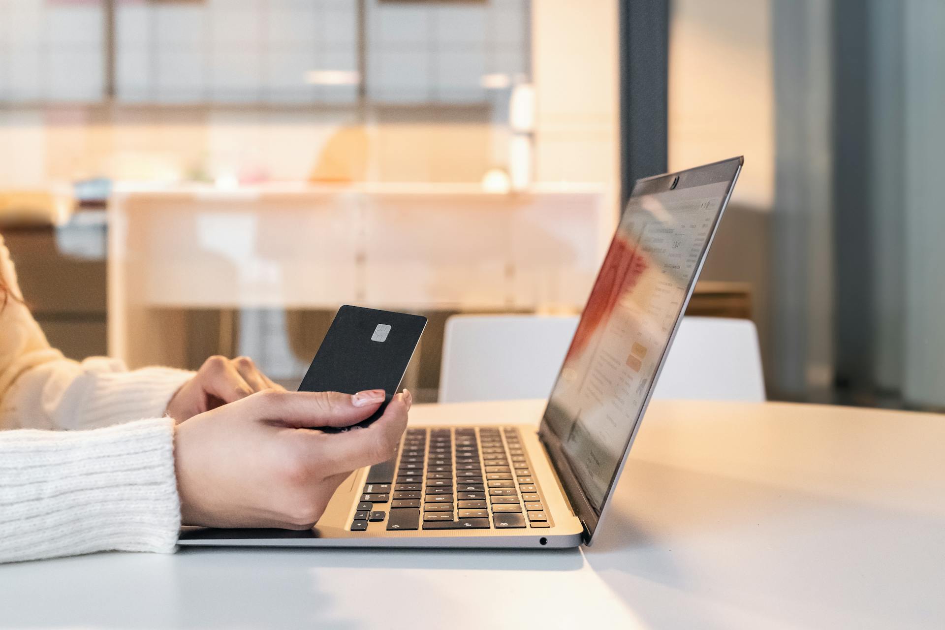 cover Cyprus businesses face bigger e-commerce challenge as online sales grow