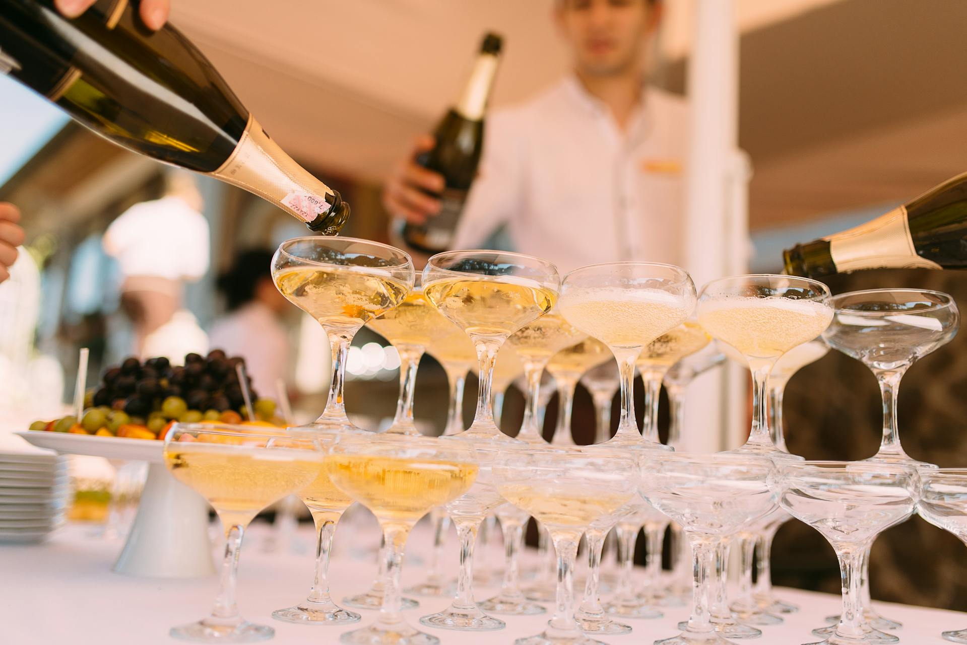 image Champagne producers eye new markets as demand wanes