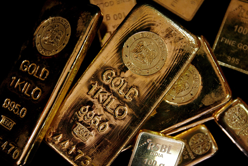 cover Cyprus bewitched by the lure of gold