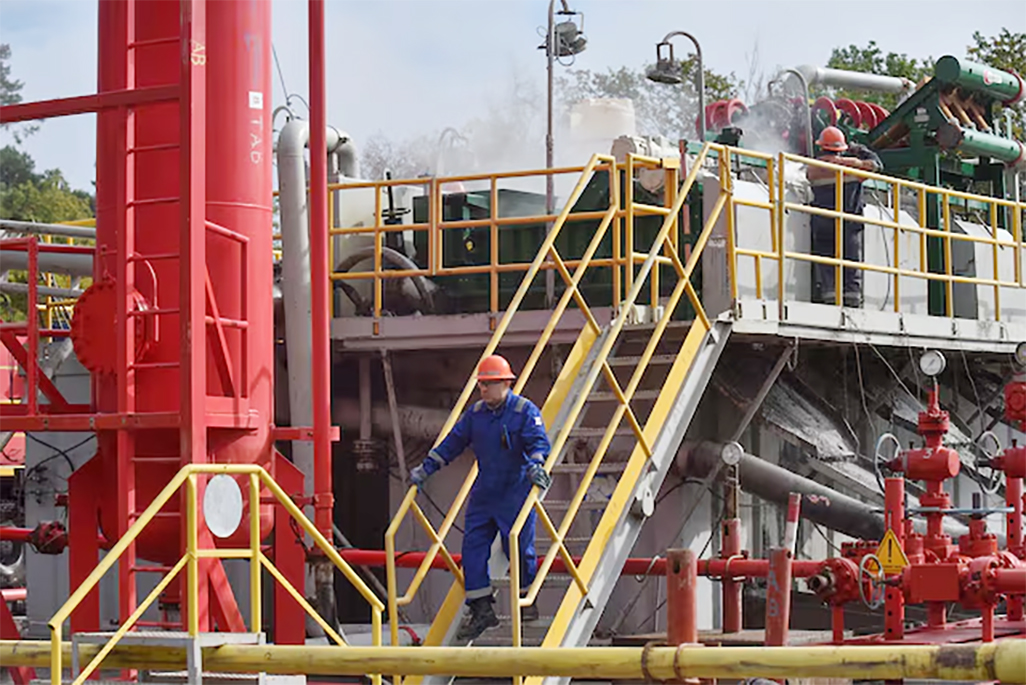 image Russia&#8217;s largest attack on Naftogaz deals critical damage to Ukraine’s gas production sites