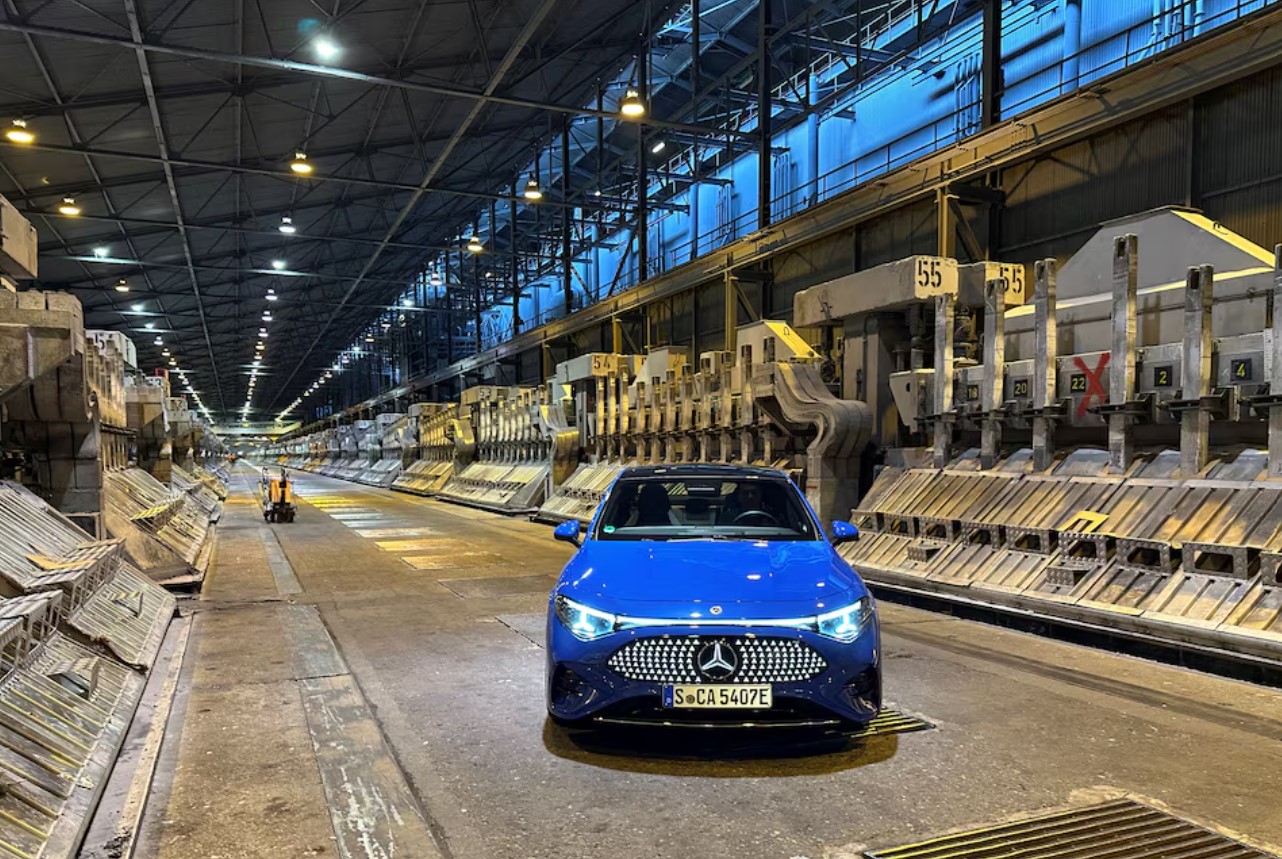 image Mercedes cuts EVs’ environment footprint with low-carbon aluminium