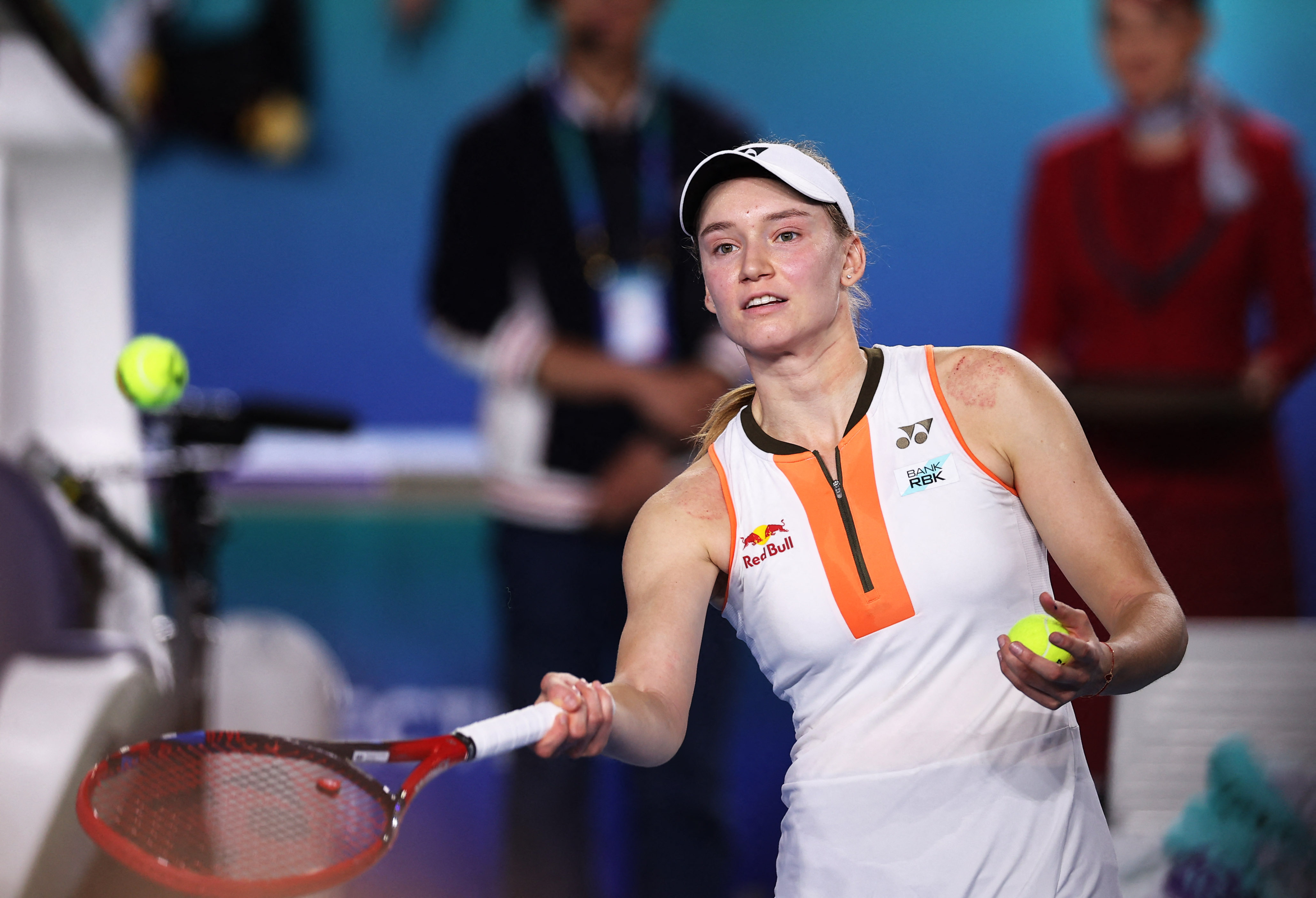 cover Rybakina dispatches Paolini to reach Ningbo final and boost WTA Finals bid