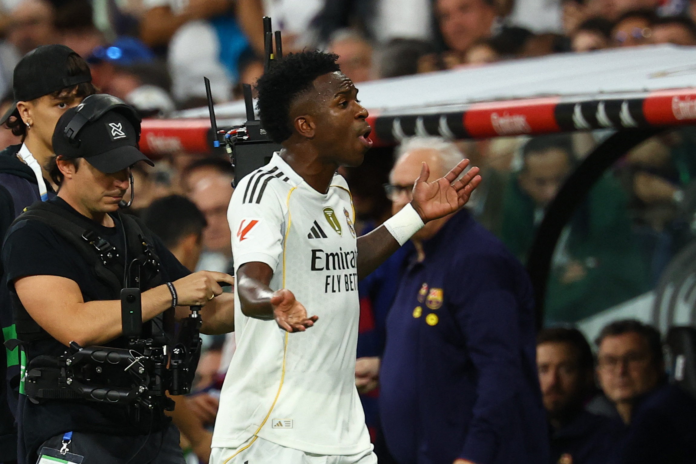 cover Vinicius apologises for storming off in Real’s Clasico victory over Barcelona