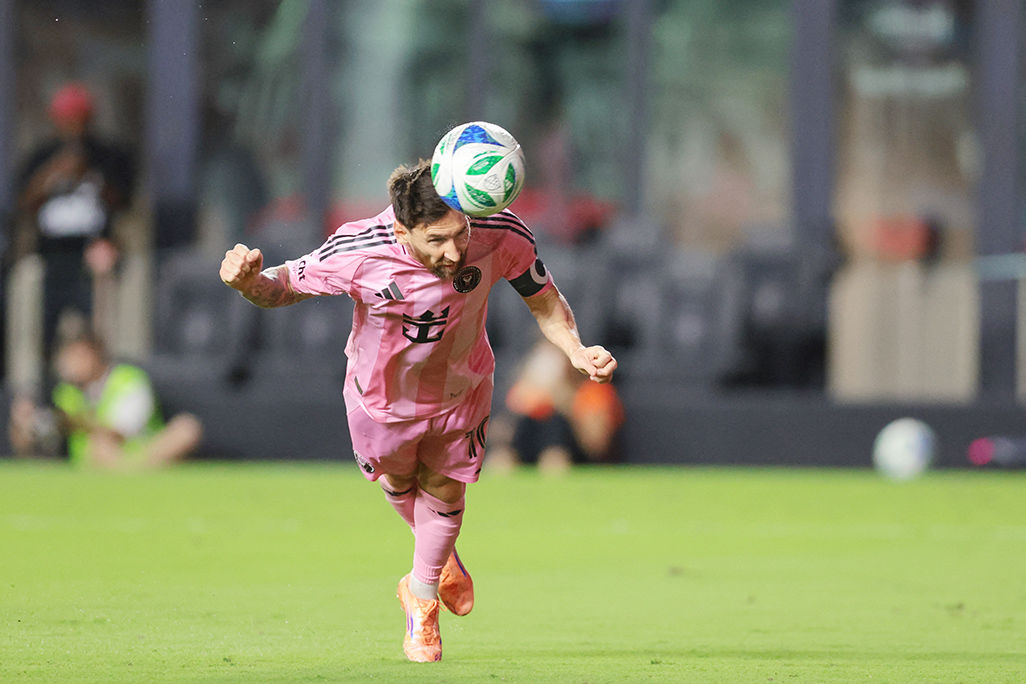 image Messi visits Barca&#8217;s revamped Camp Nou, hopes to return