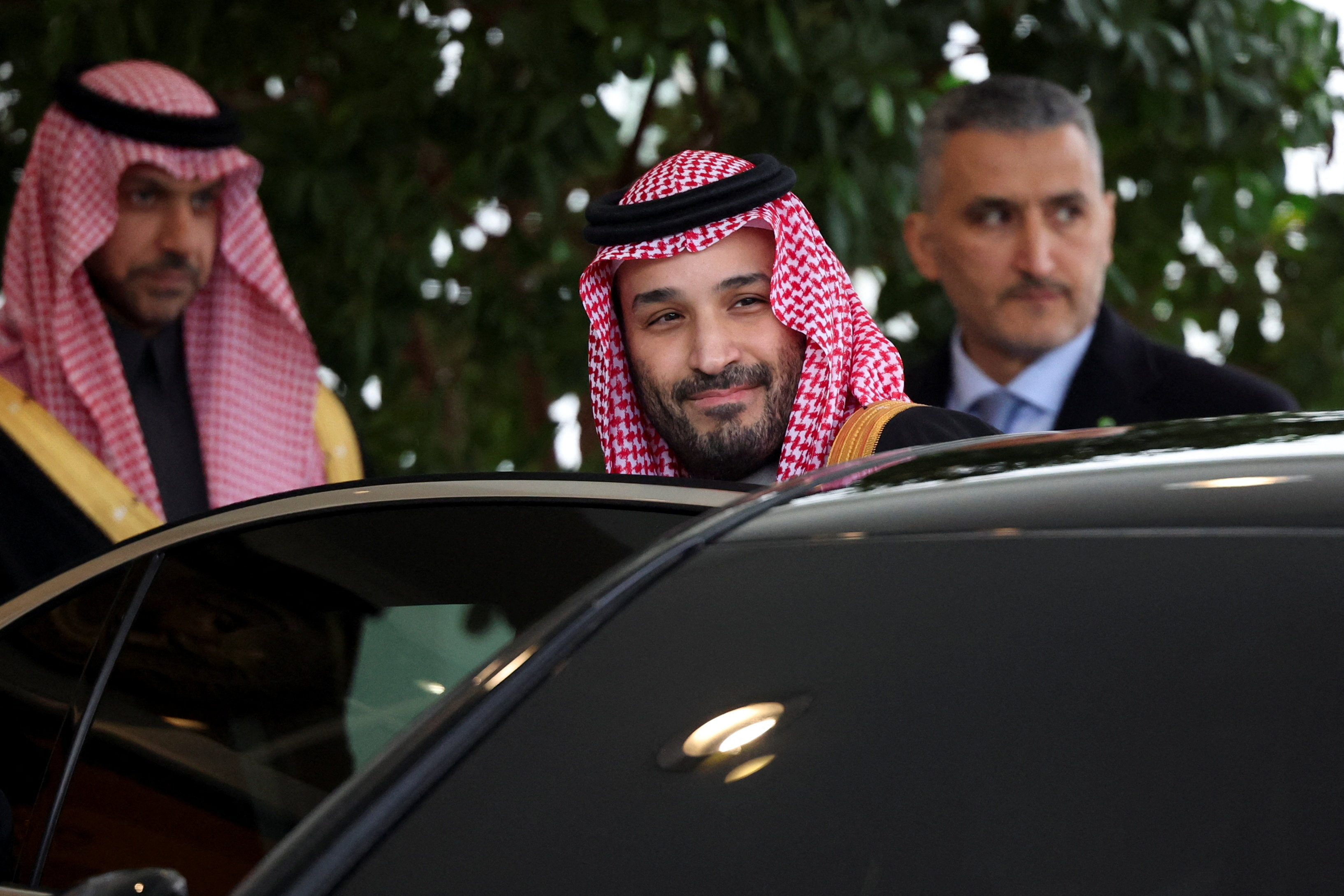 cover Trump says visiting Saudi crown prince knew nothing about Khashoggi killing