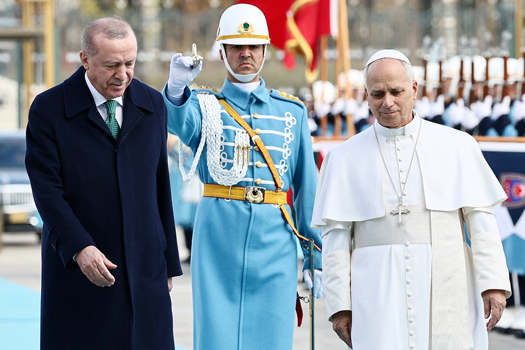 cover Pope Leo arrives in Turkey on closely watched first overseas trip