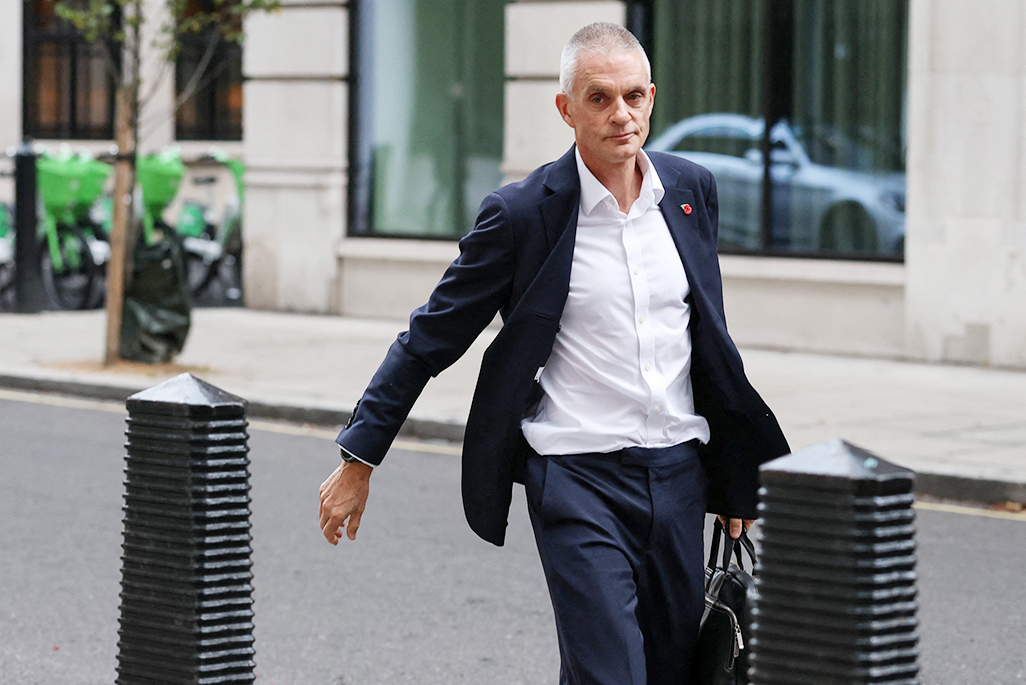 image Britain&#8217;s outgoing BBC boss praises its journalism despite crisis