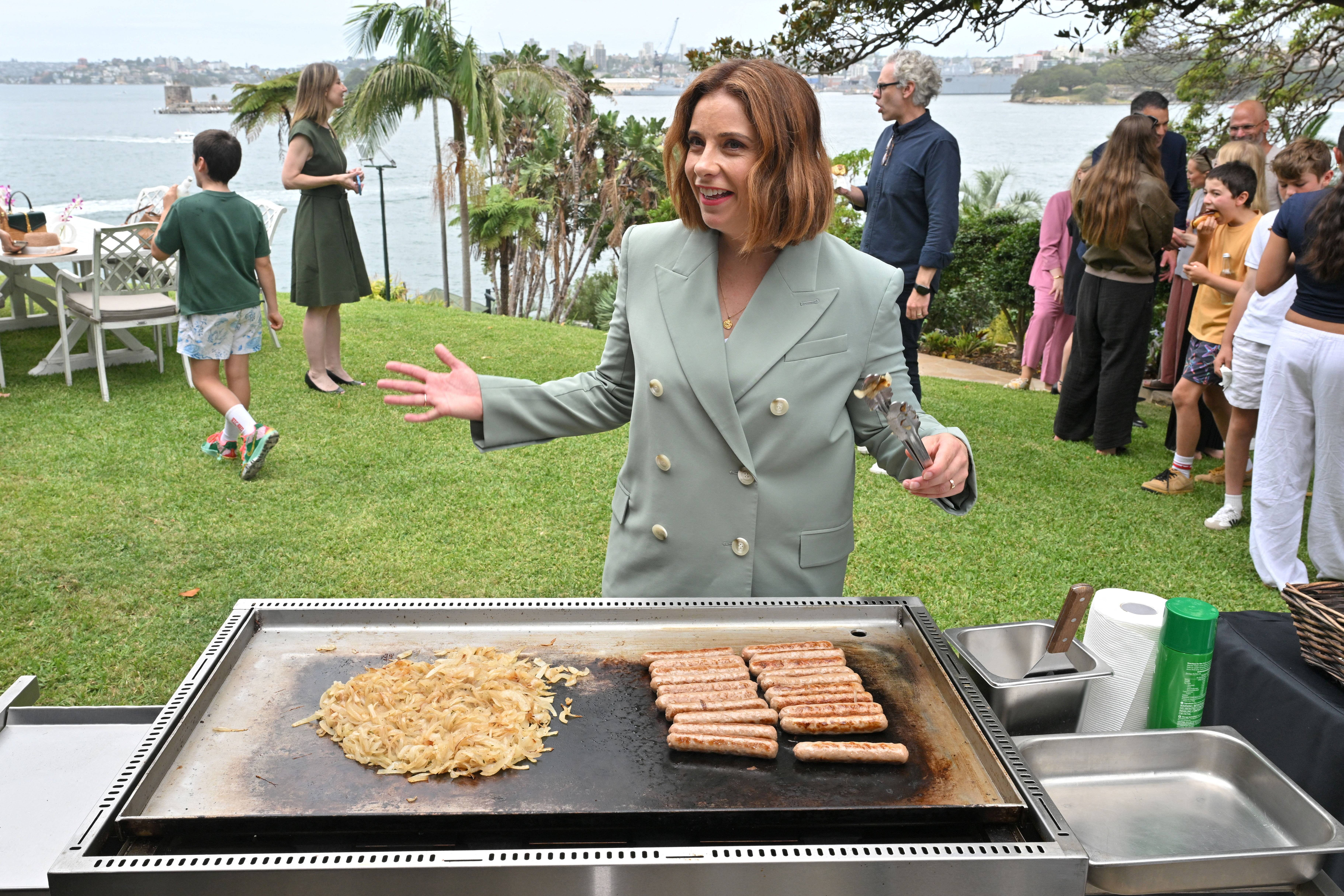 cover Midnight ban forces Australian youth offline after last-wave goodbye posts