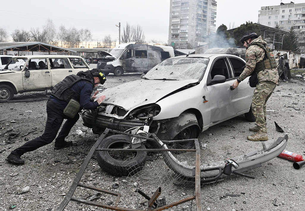 cover Ukraine peace talks stretch into second day at start of pivotal week for Europe