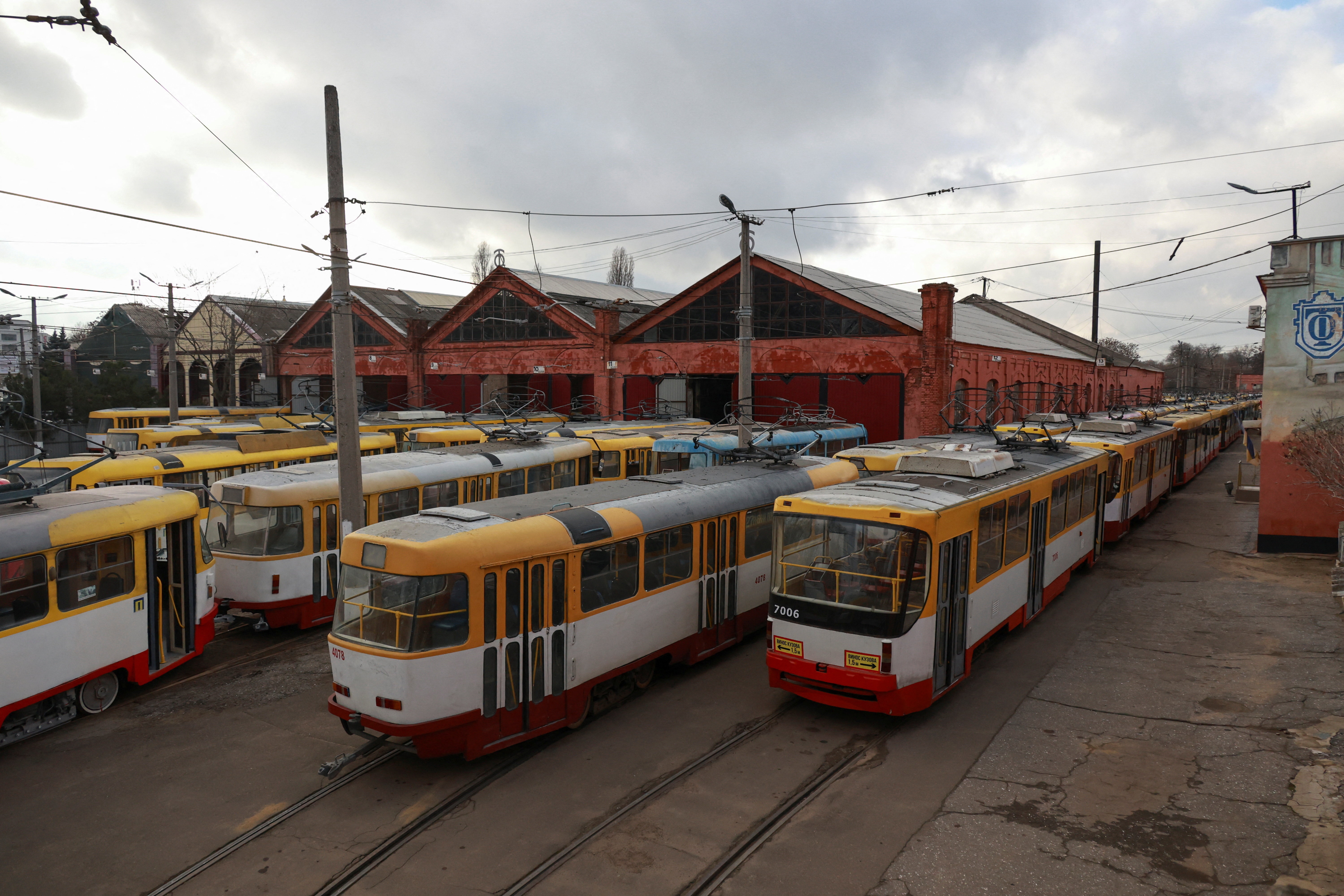 cover Russian shelling near Odesa kills one, hits power supply