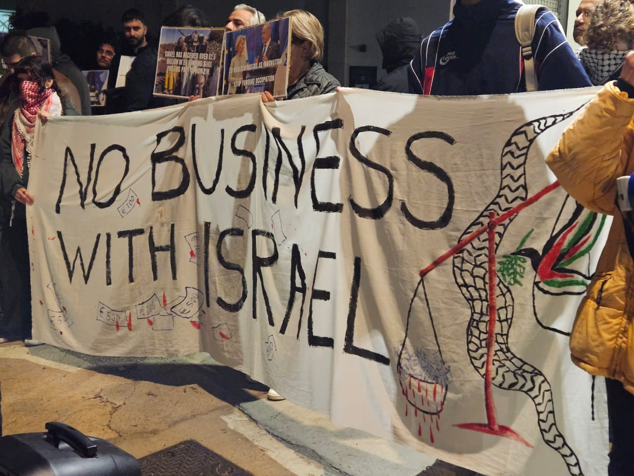 cover Protesters call for Israel expulsion from EU Horizon programme