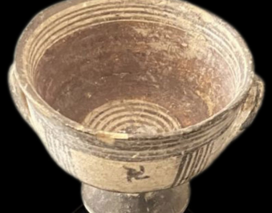 cover Cypriot antiquity repatriated from France after online auction discovery