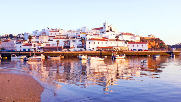 cover Nick Houwen explains Ferragudo&#8217;s strategic position in the Algarve&#8217;s sales surge