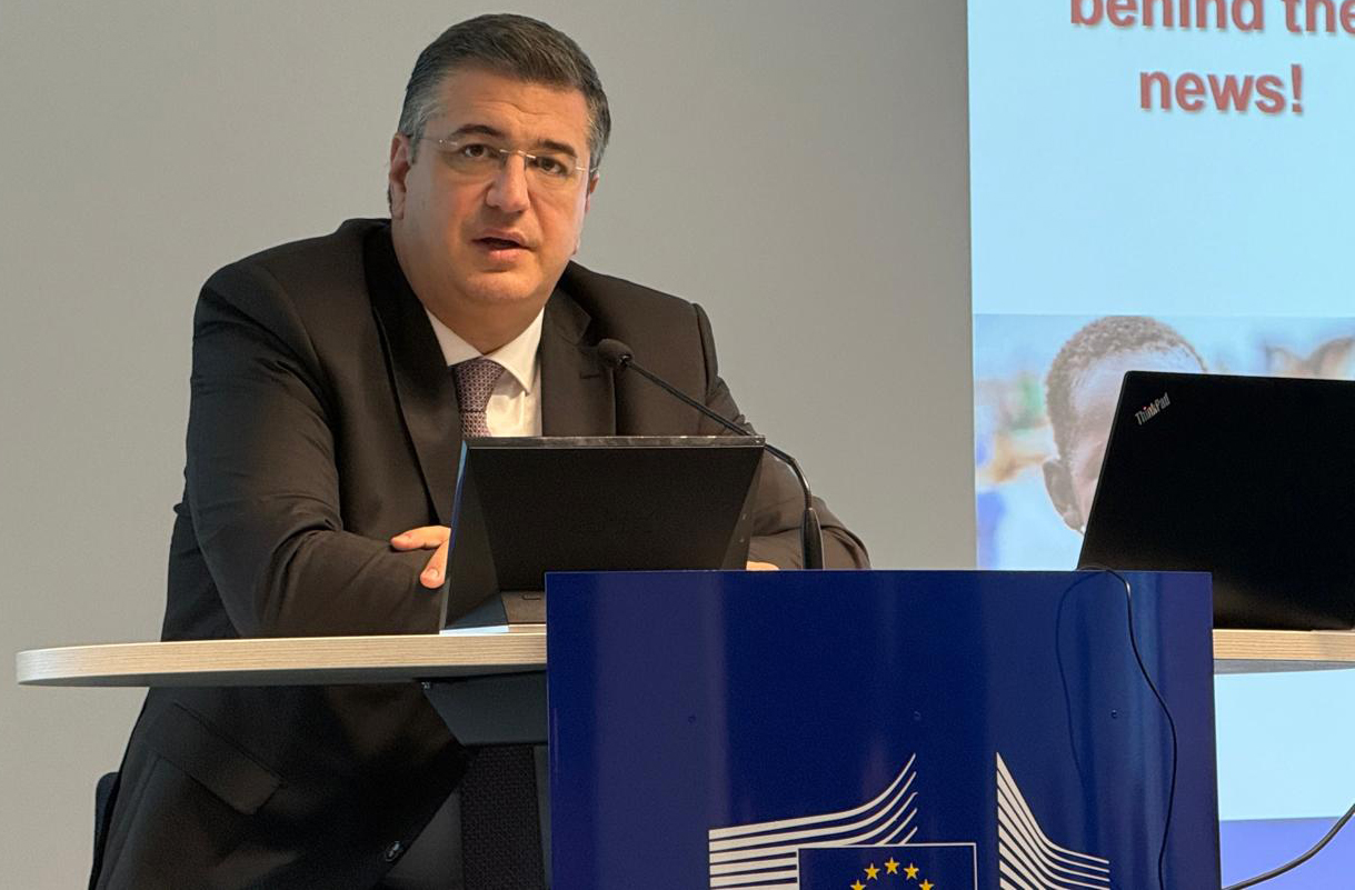 cover ‘Don’t laugh’ at prospect of trains in Cyprus