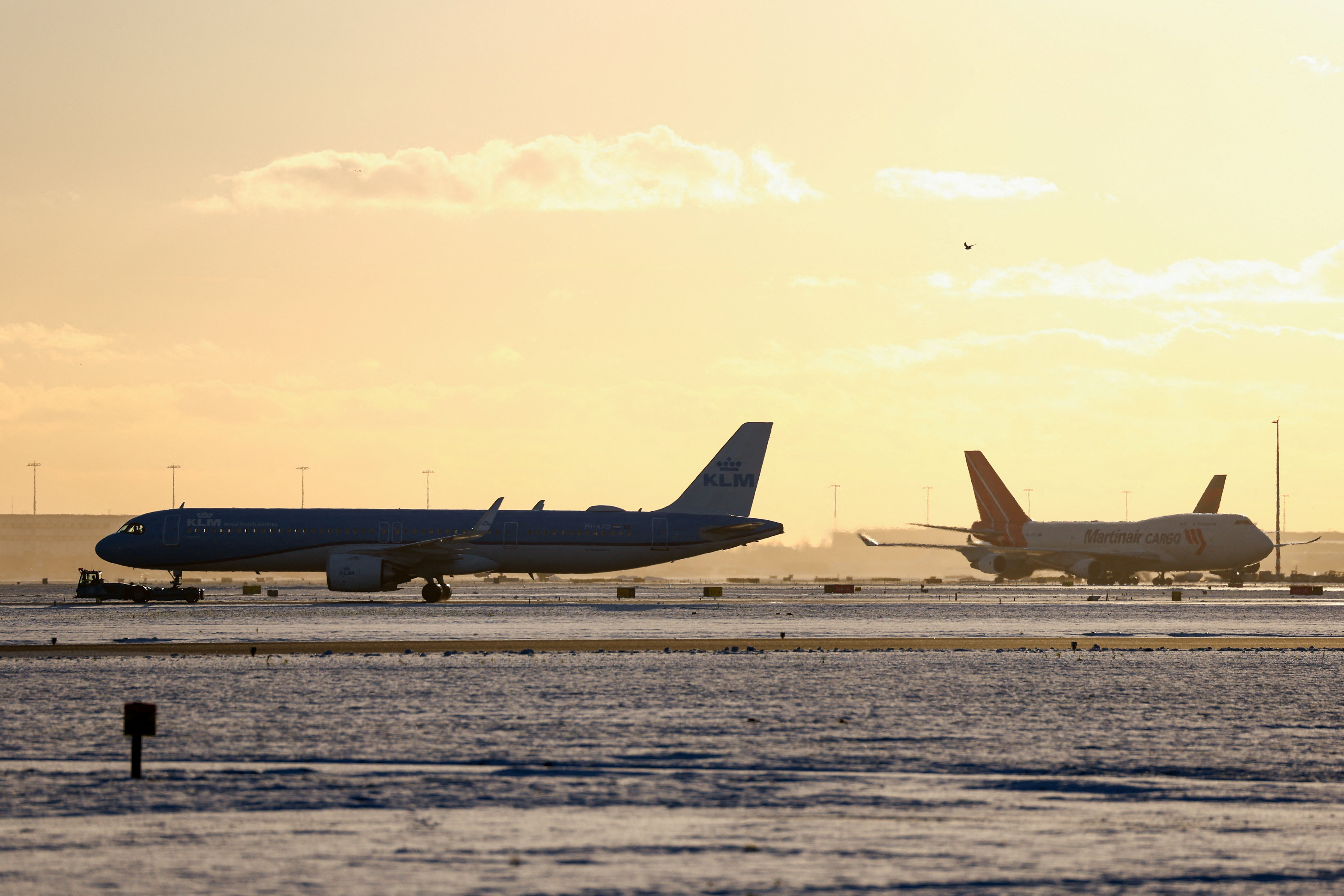 cover Flights and trains cancelled across Europe as severe cold persists into Wednesday, KLM cancels 600 flights