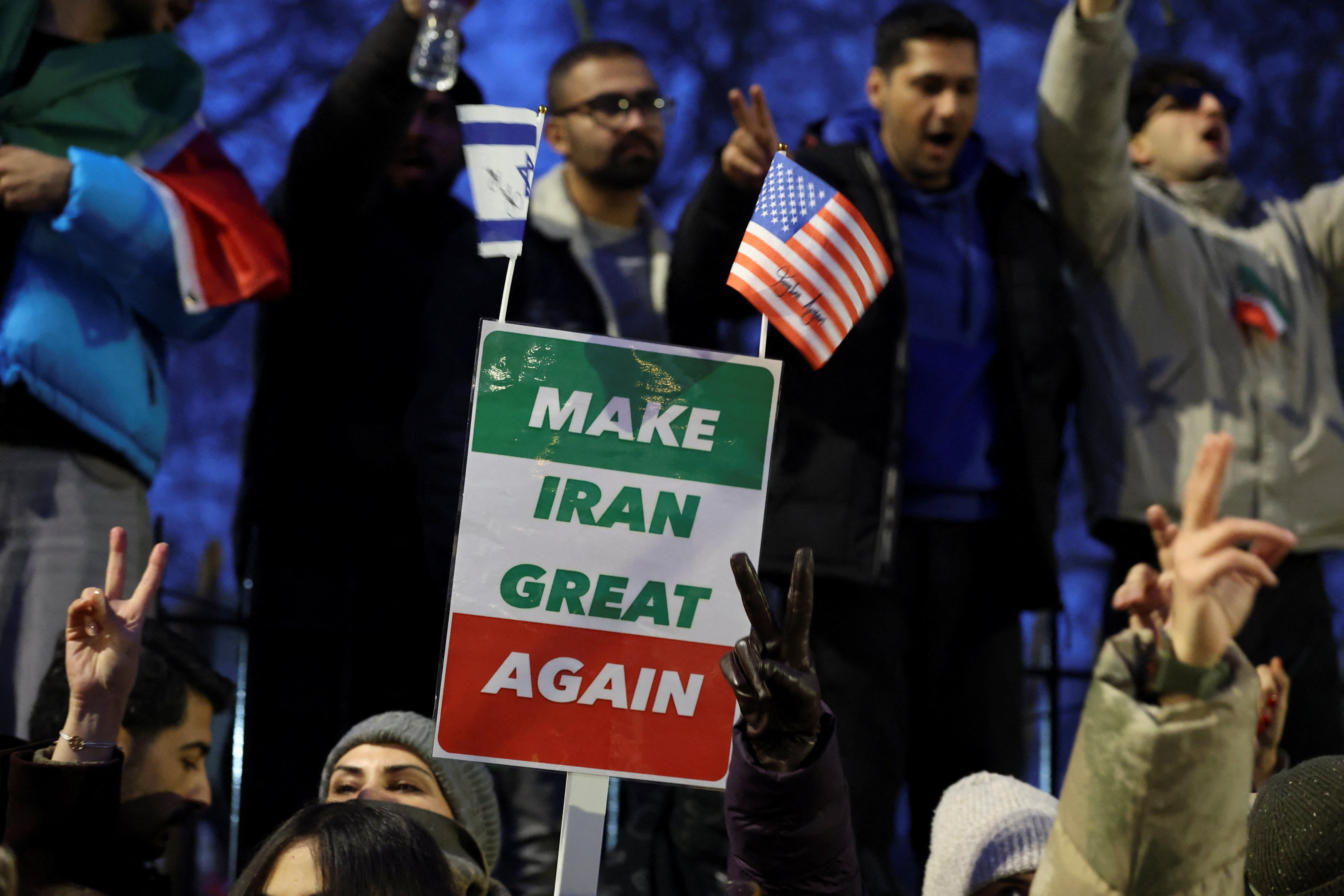 image Trump says weighing tough response to Iran crackdown, says Tehran called to negotiate