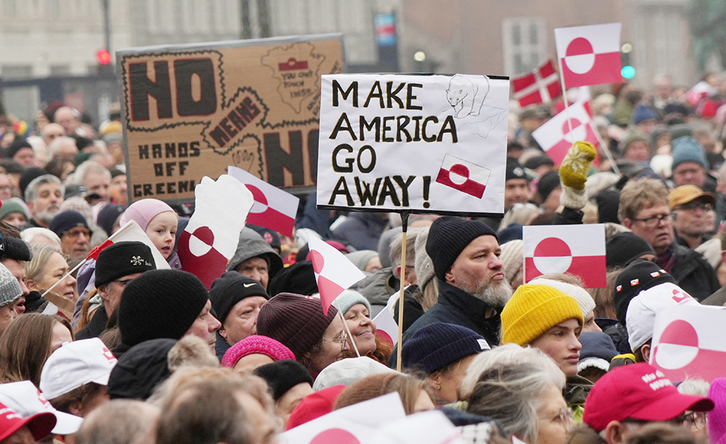 image Protesters rally in Denmark and Greenland against Trump annexation threat