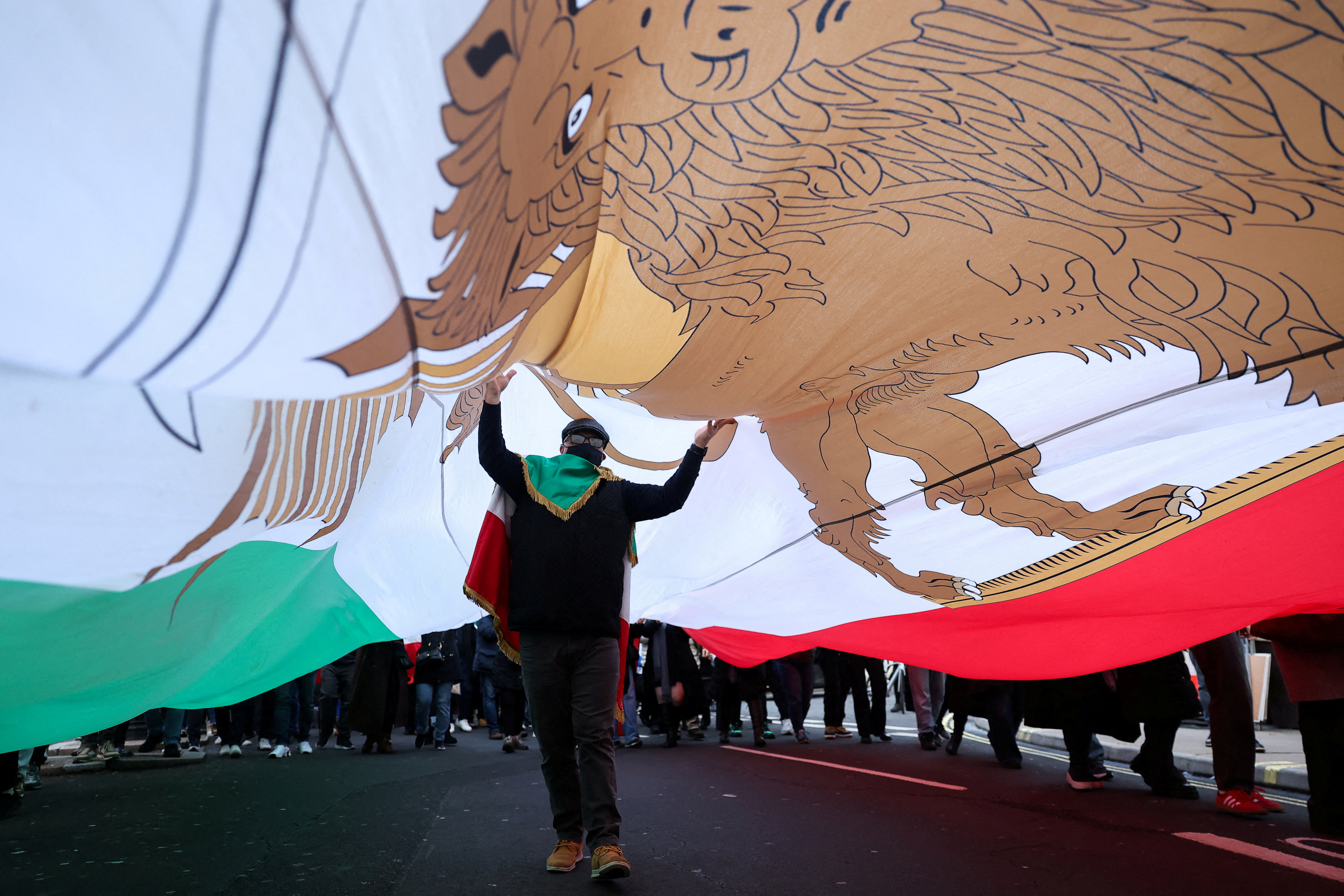 cover Iran to consider lifting internet ban; state TV hacked