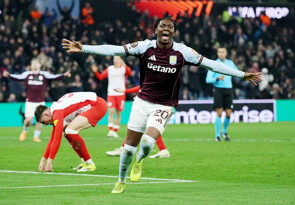 cover Lyon and Villa top Europa League standings