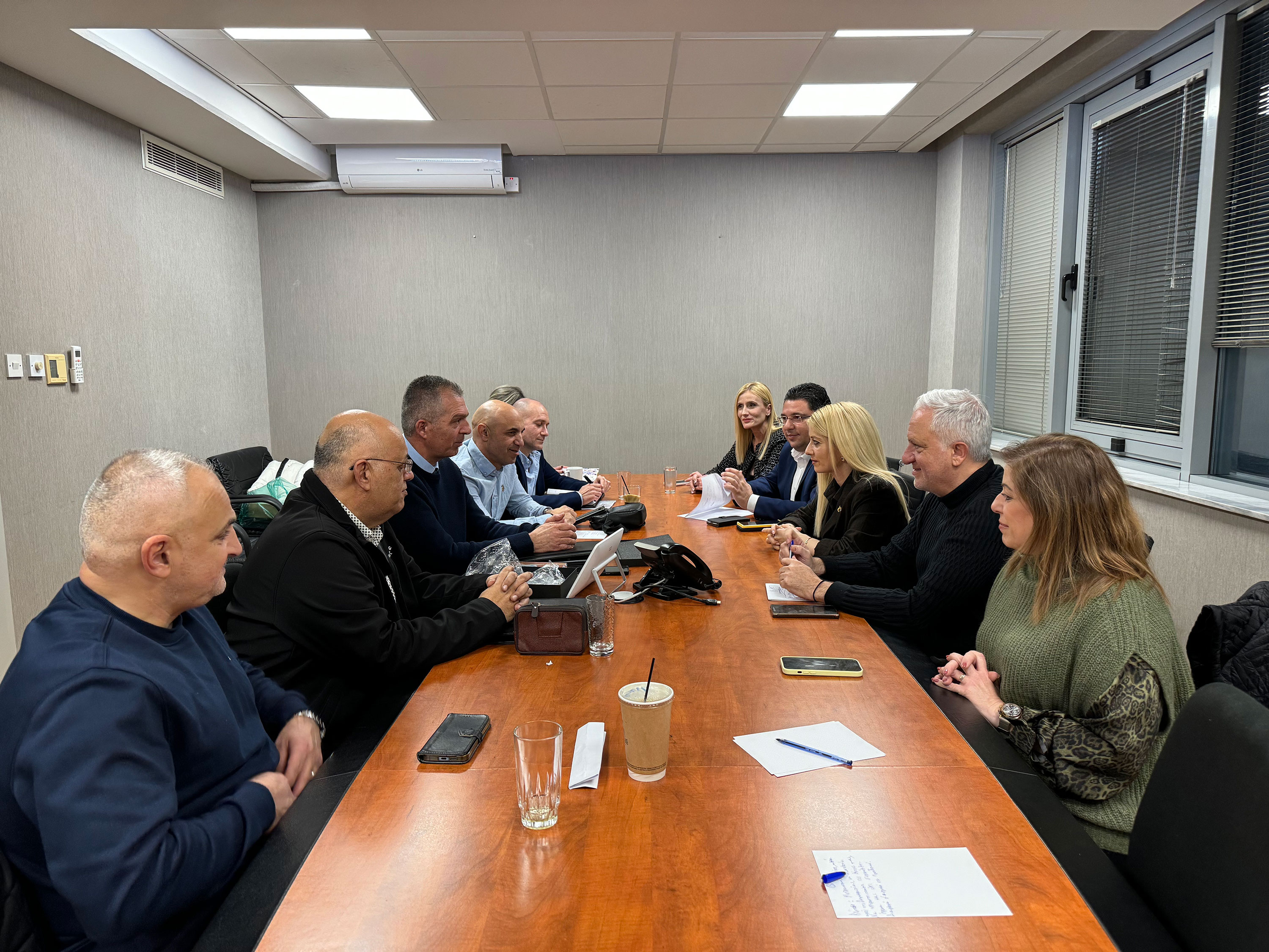 cover Disy leadership meets police association to discuss police reform plans