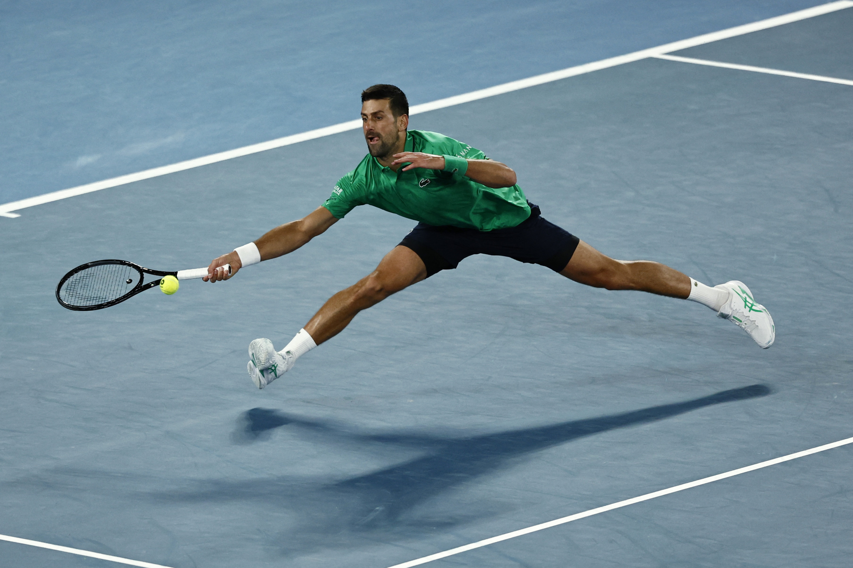 image Djokovic reaches 100th Australian Open match win in hunt for 25th Grand Slam