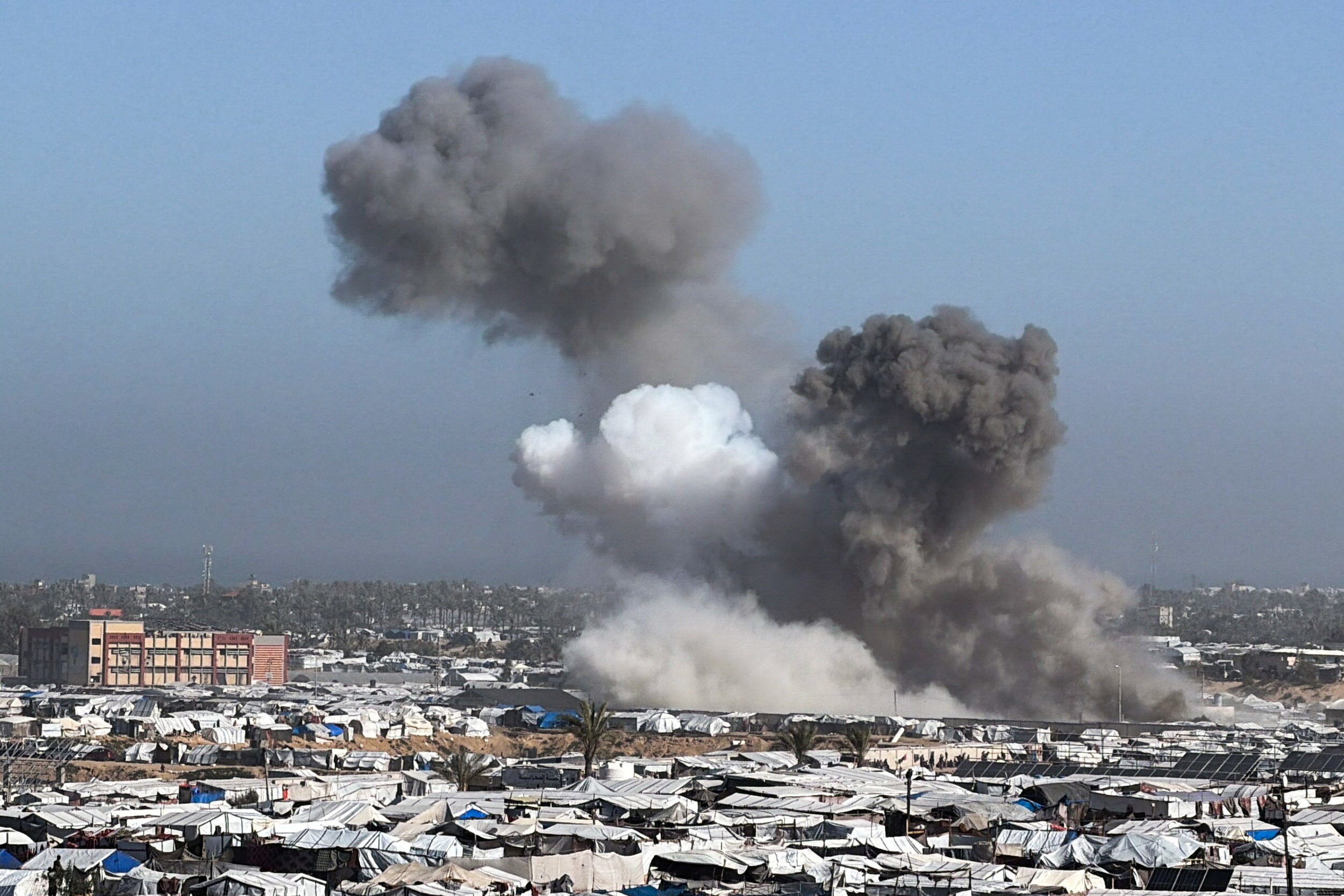 cover Israeli strikes kill 12 in Gaza, health ministry says