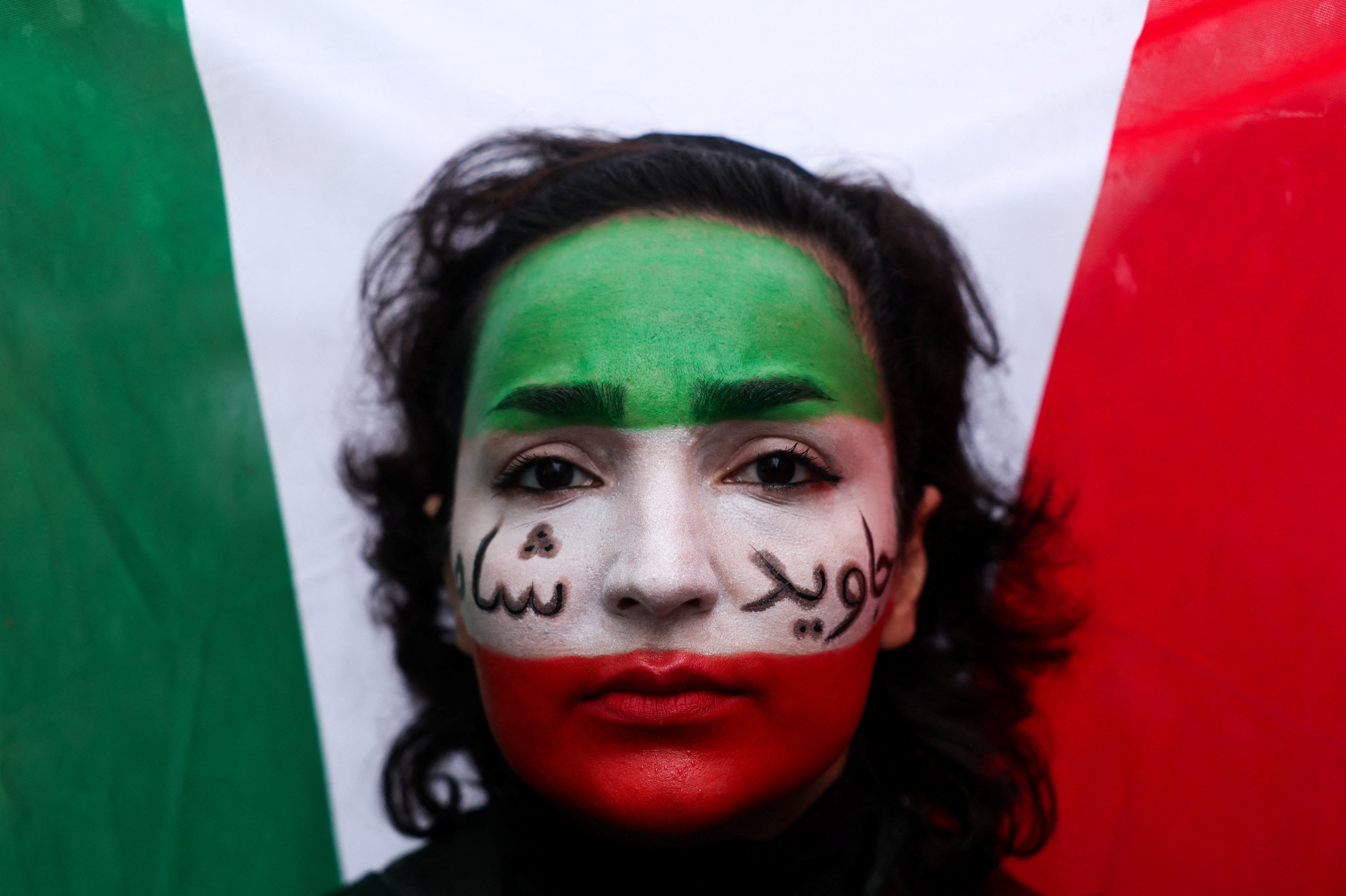 cover Iranian embassy alleges foreign intervention in protests