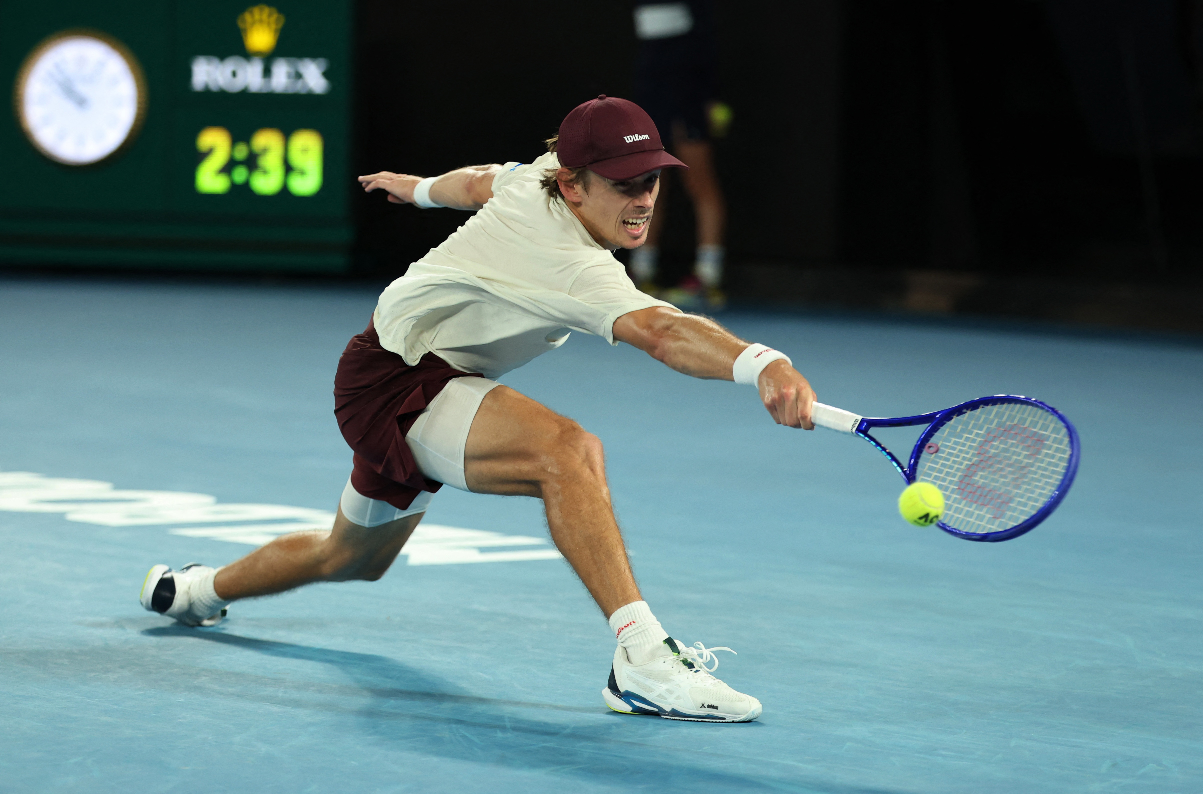 image Dominant De Minaur thumps Tiafoe to make Melbourne fourth round