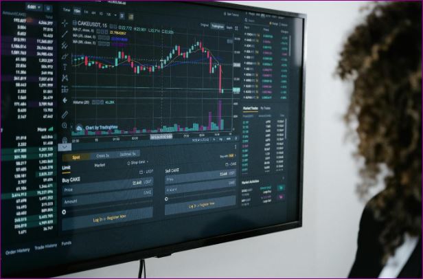 cover Trade Crypto simply: Solana DEXes in 2025