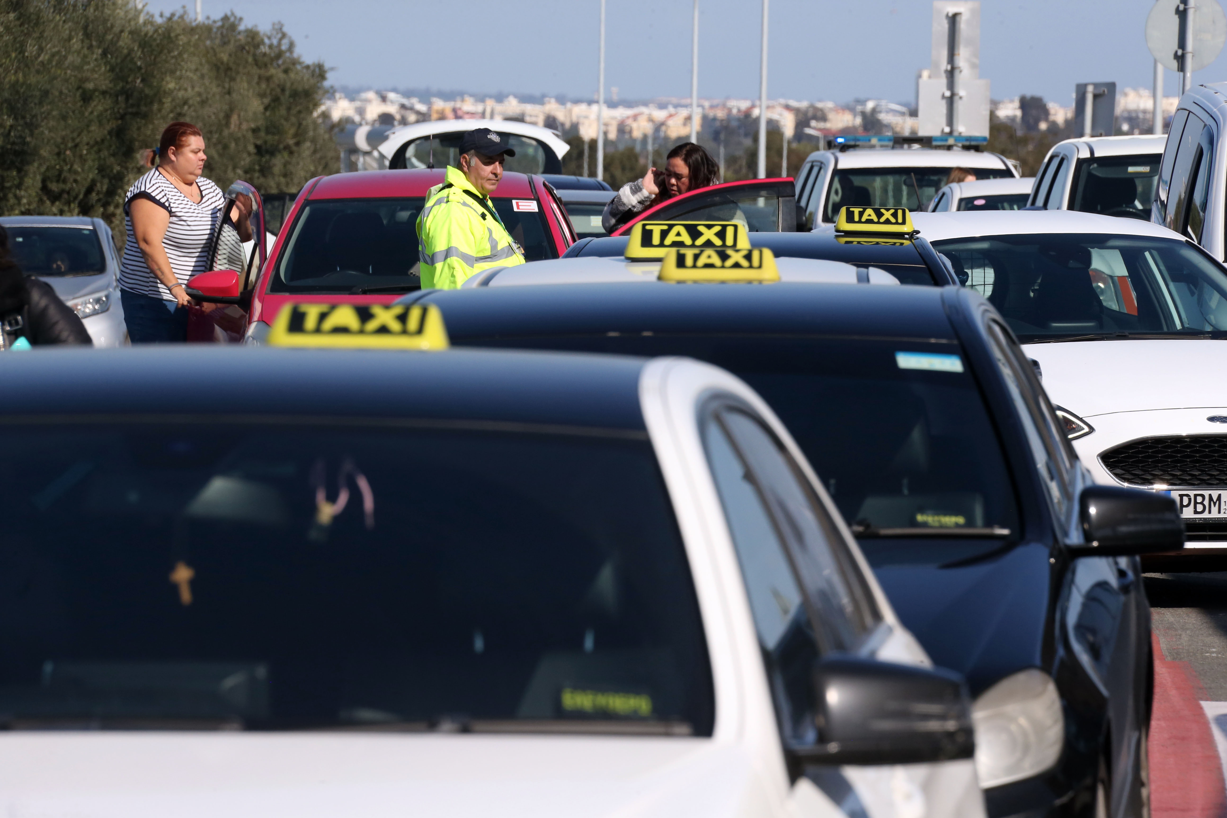 cover Urban taxi drivers threaten indefinite strike from Tuesday