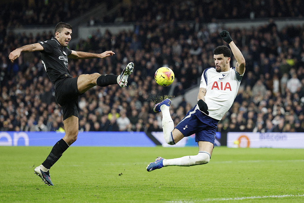 cover Man City stunned as Solanke magic earns Tottenham a draw
