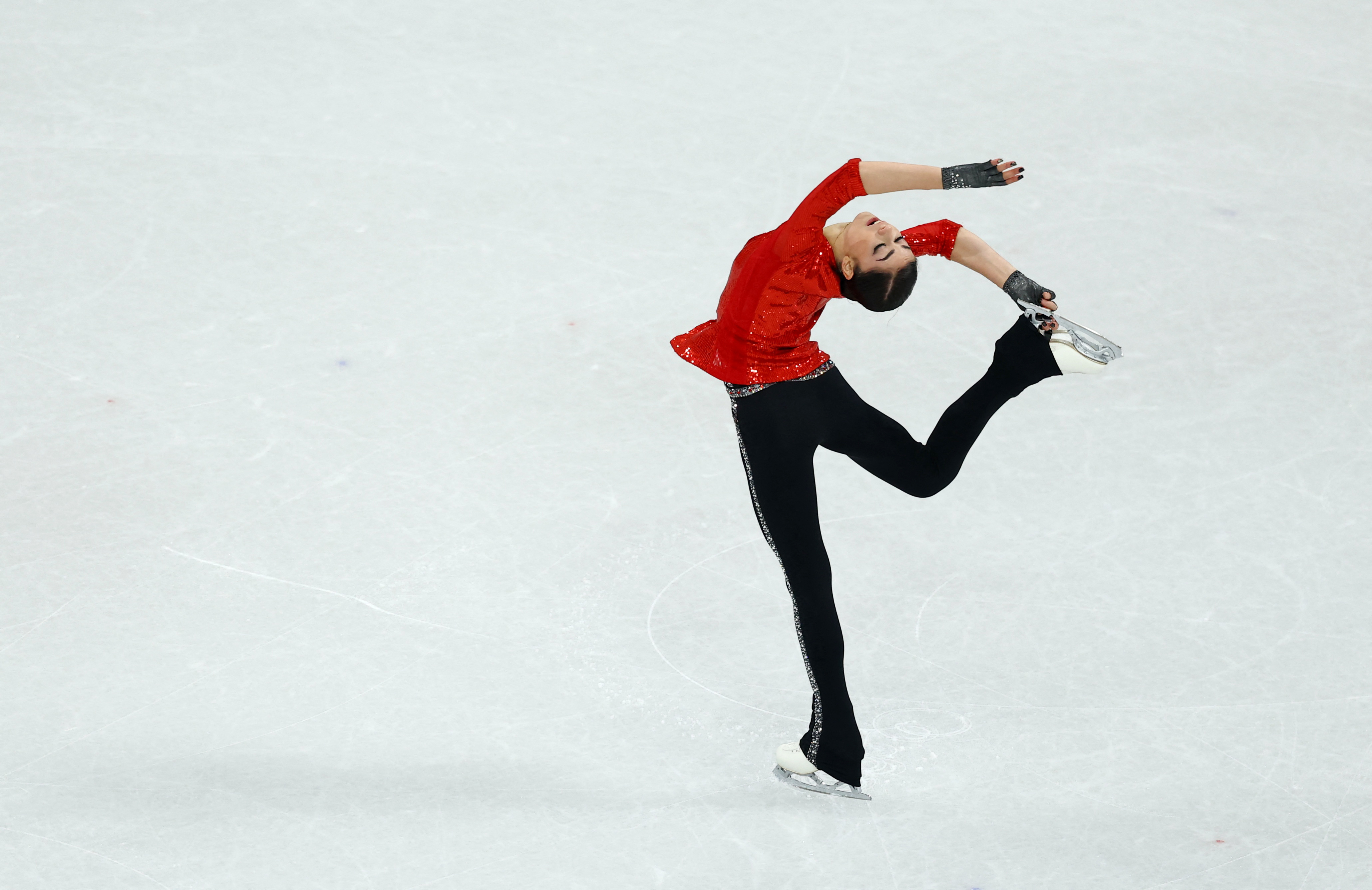 cover Russia&#8217;s Petrosian stuns in Olympic figure skating debut