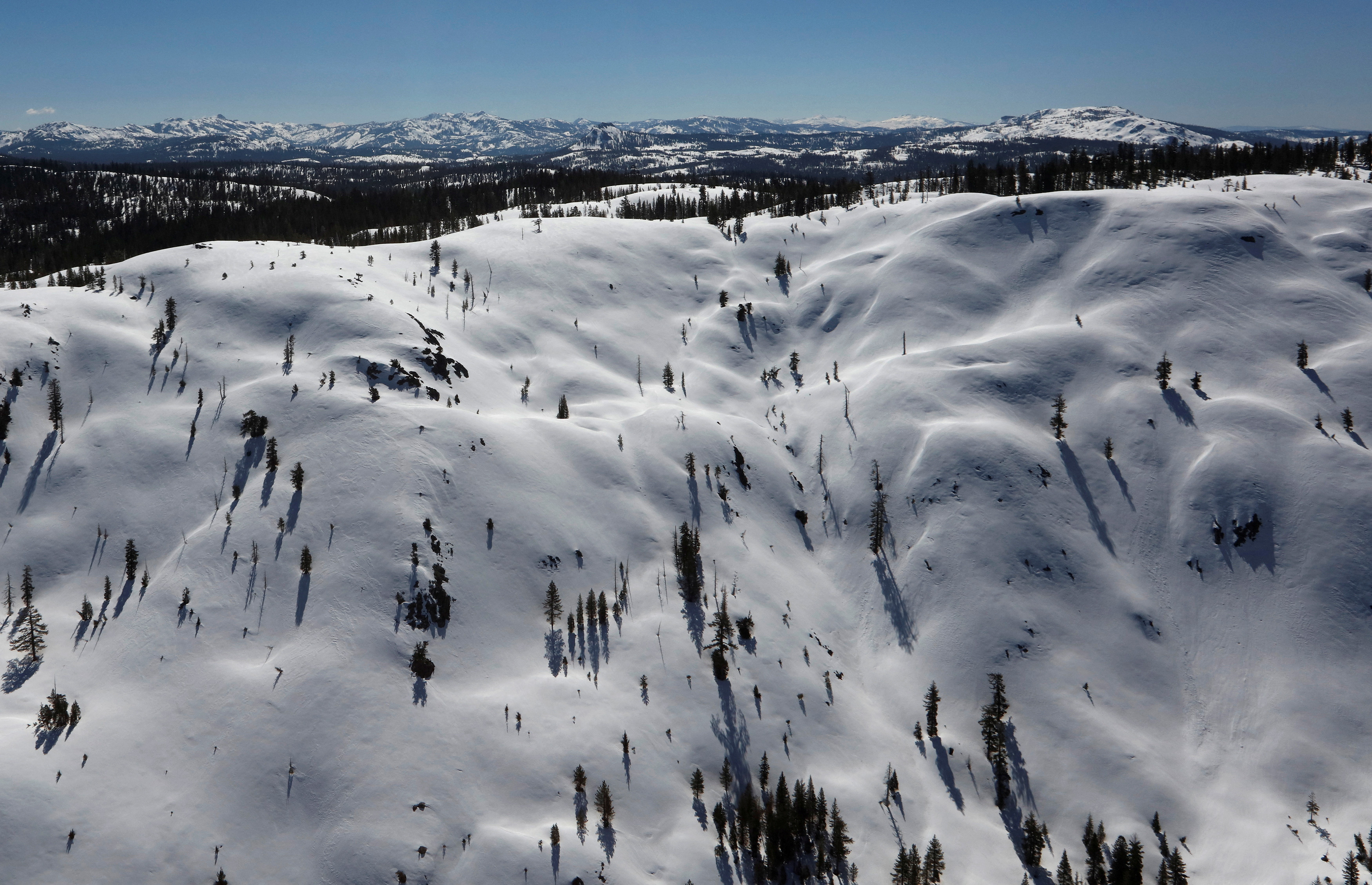 cover Eight backcountry skiers perish in California avalanche, ninth presumed dead